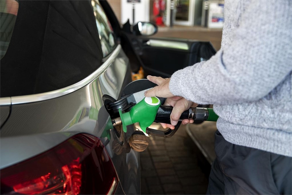 3 señales de que está echando el combustible incorrecto a su coche